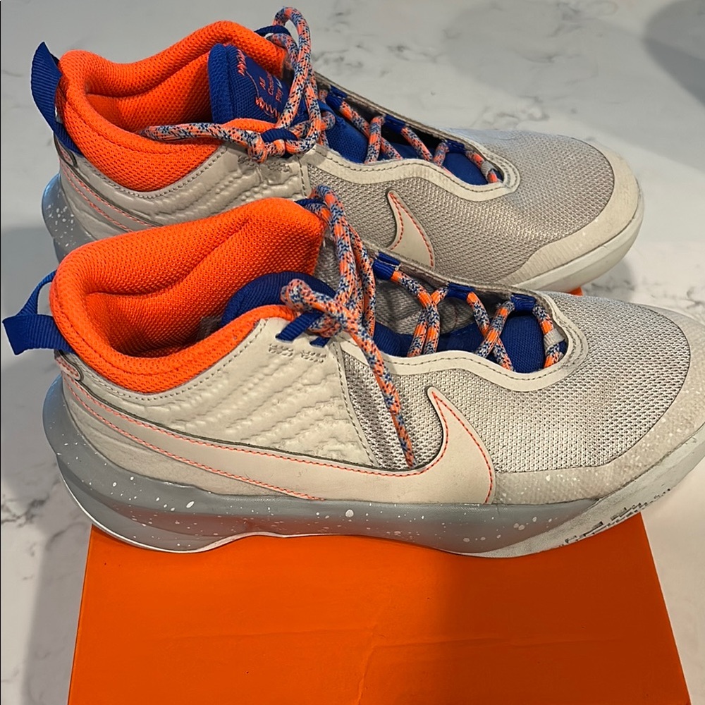 Nike Boys Team Hustle D 10 SE